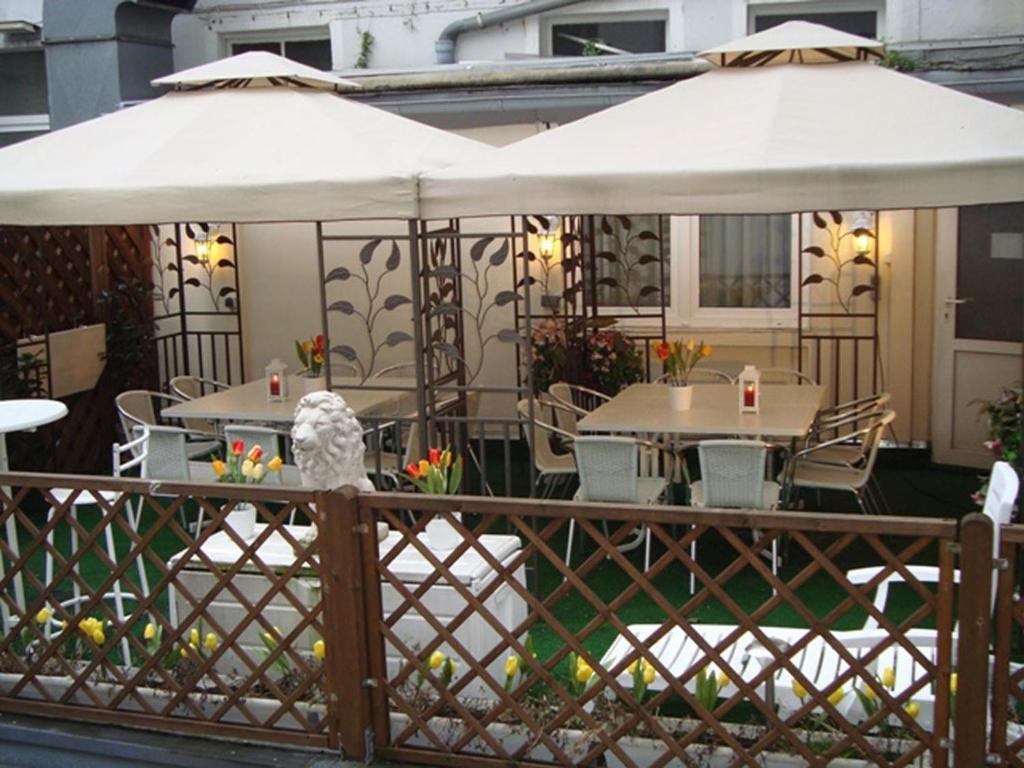 Central Budget Hotel 본 외부 사진